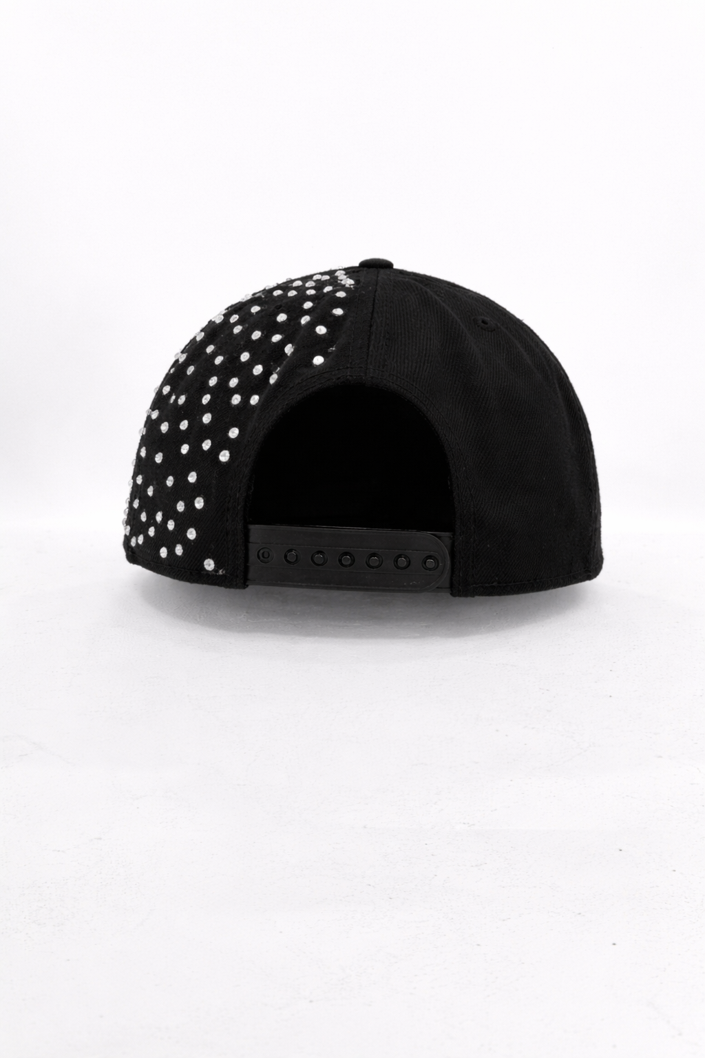 CAPPELLINO CROWNED