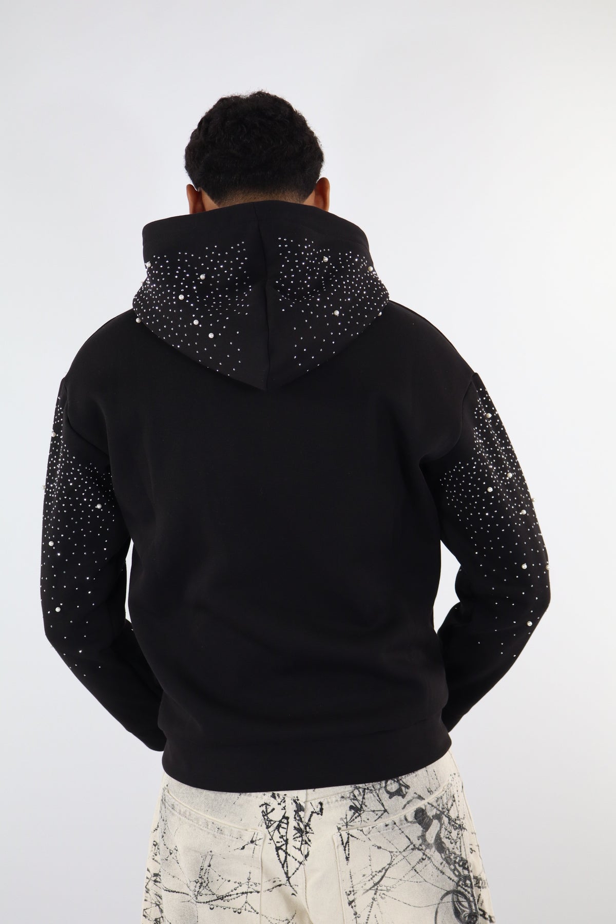 FELPA NERA ZIP STRASS