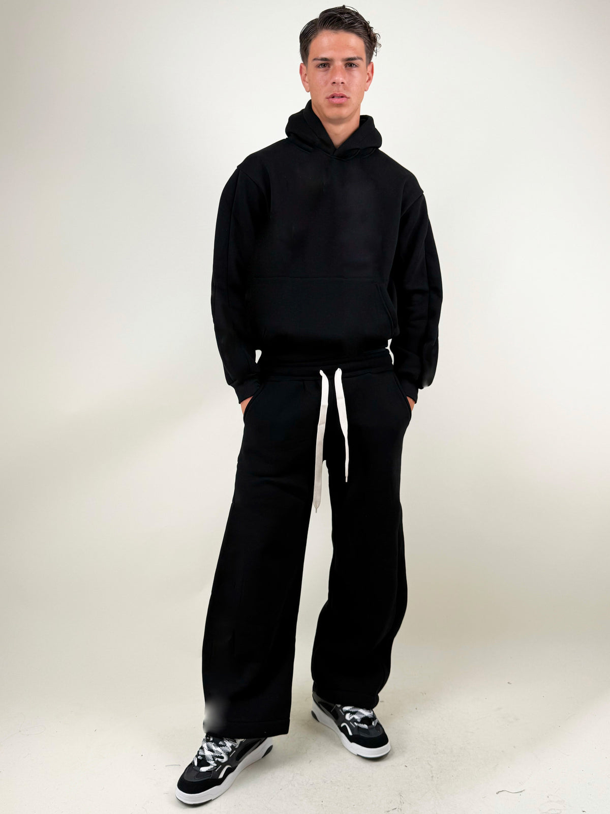 COORDINATO TUTA-NERO GARZATO